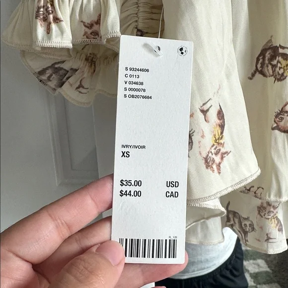 UO Out From Under Grace Satin Flyaway Ivory Cats Kittens Top XS - Picture 7 of 7